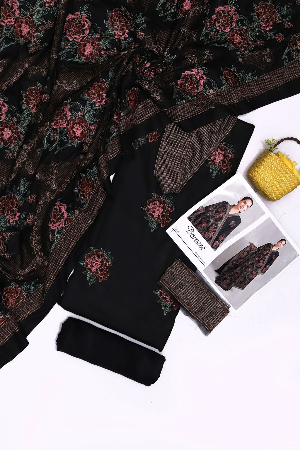 Maria B Dhanak Embroidered 3-Piece Suit