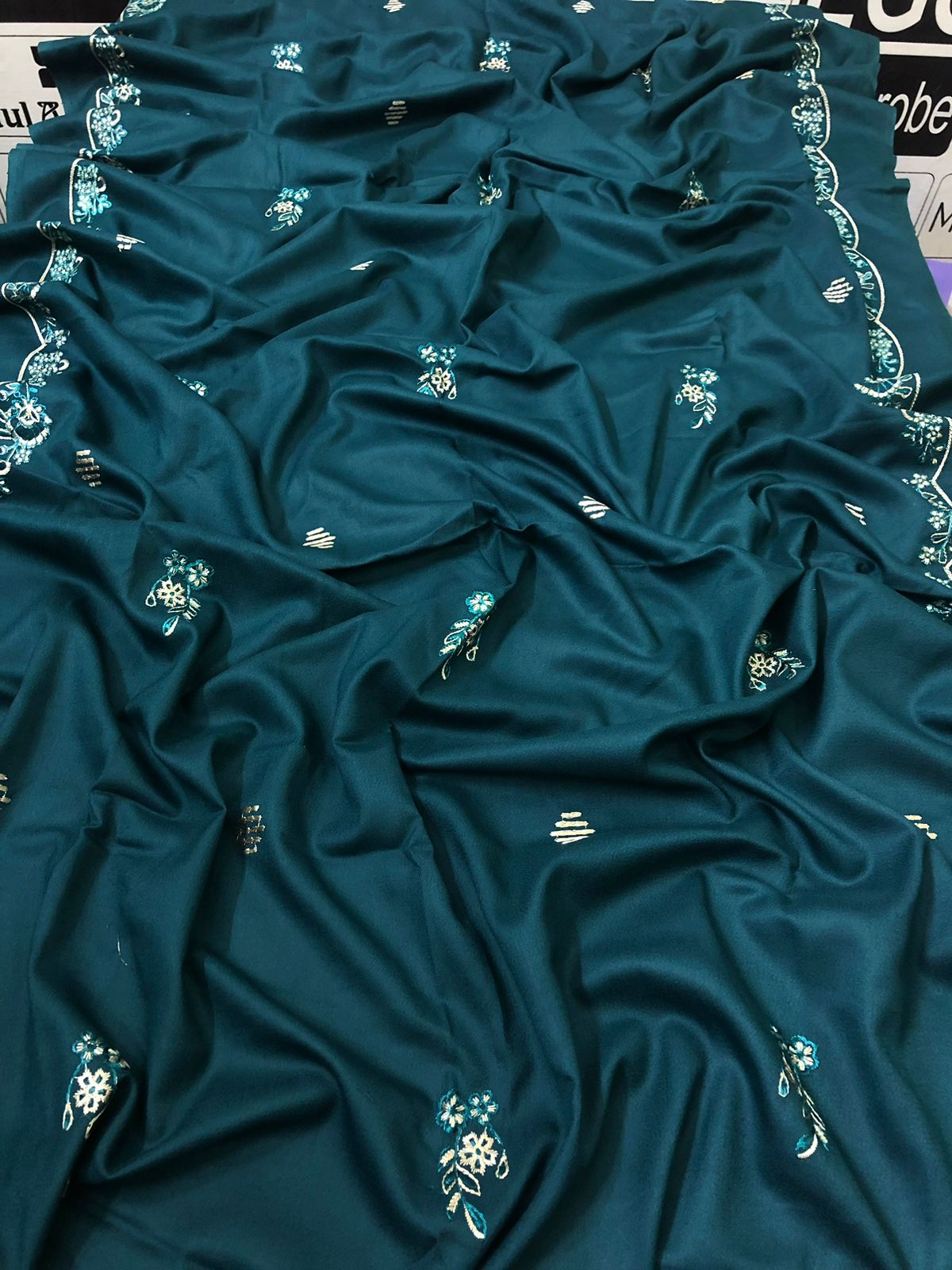 Dhanak Embroidered 3-Piece Suit