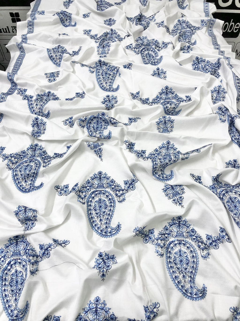 Dhanak Embroidered 3-Piece Suit