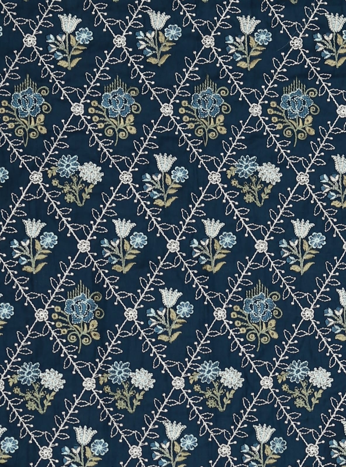 Maria B Lawn Embroidered 3-Piece Suit