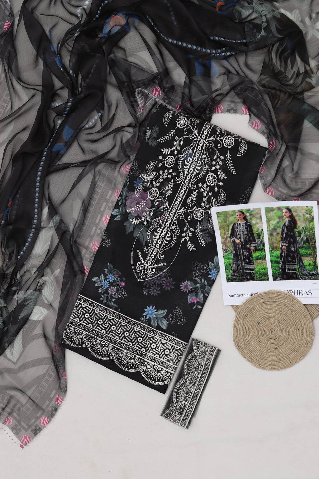 Luxury Lawn 3-Piece Suit