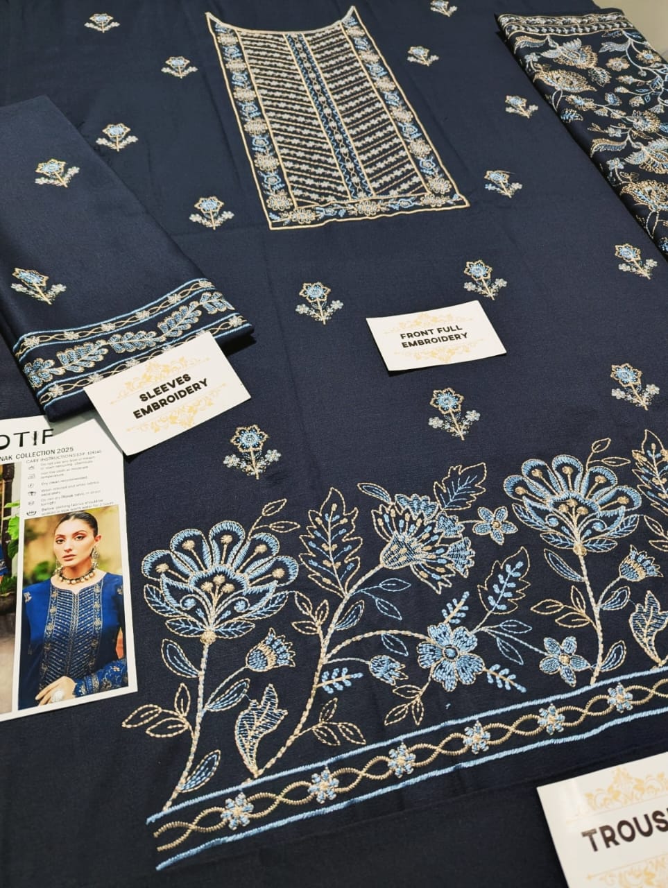 Dhanak Embroidered 3-Piece Suit