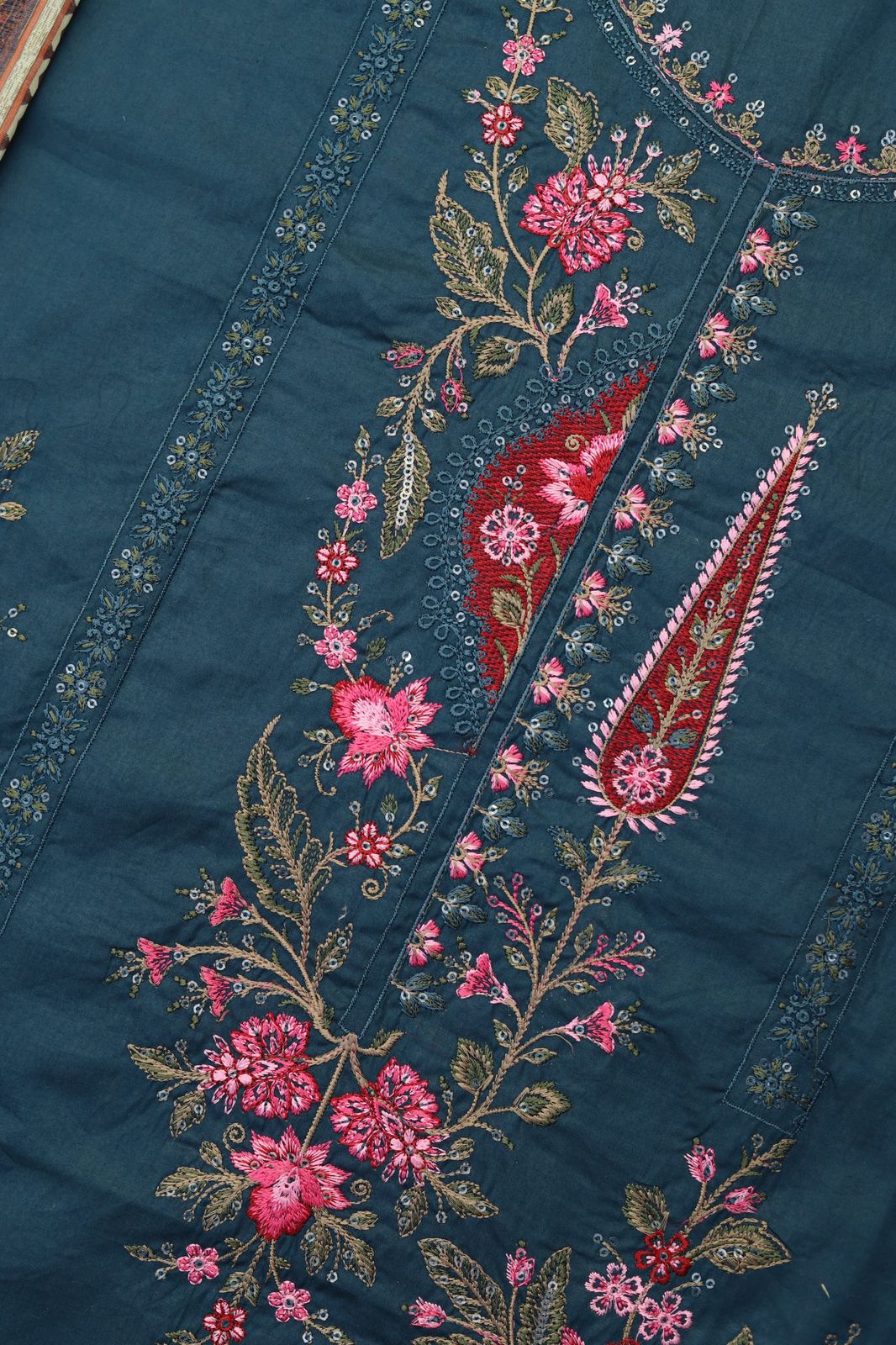 Maria B Luxury Lawn 3-Piece Suit