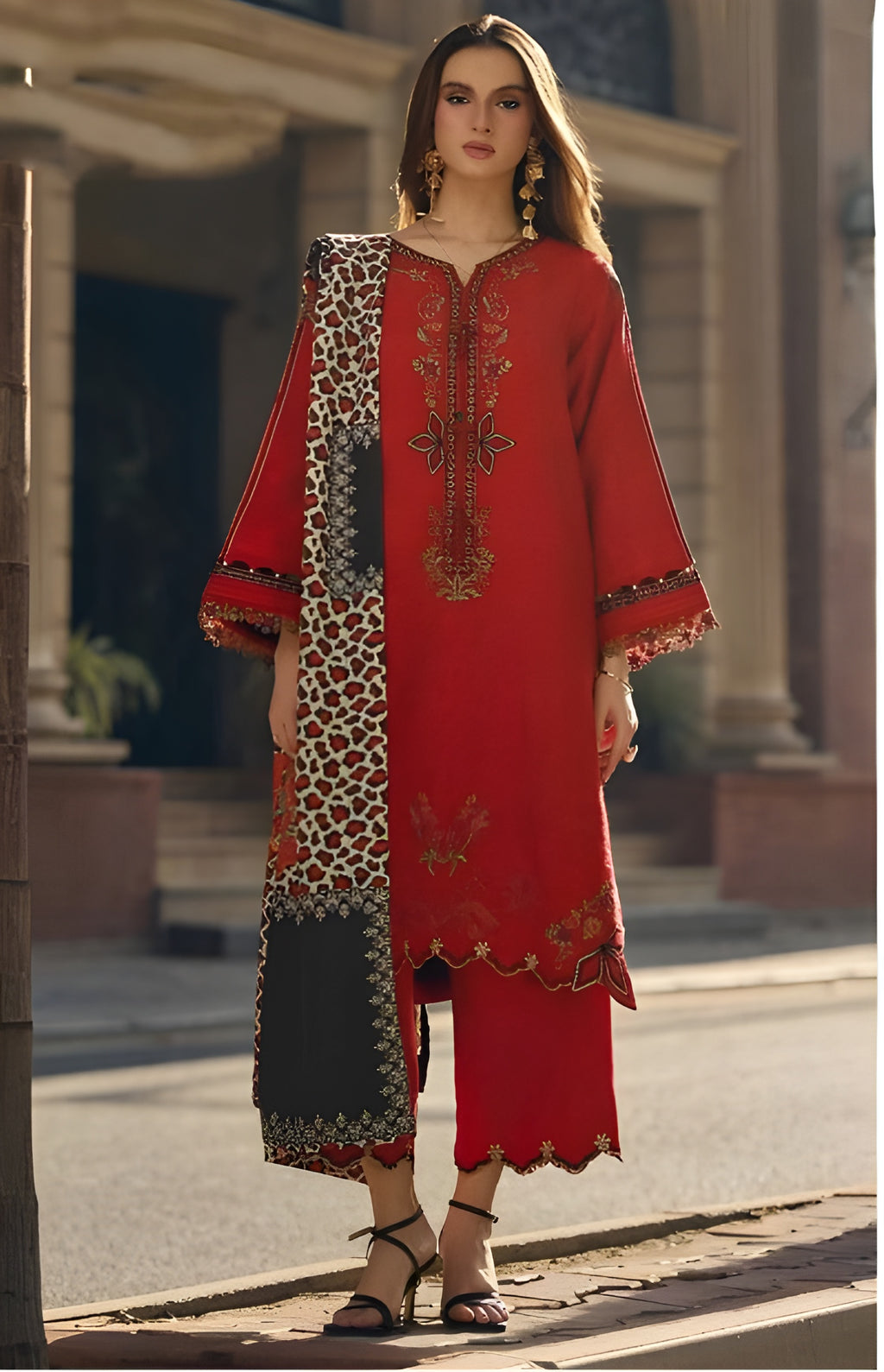 Maria B Dhanak Embroidered 3-Piece Suit